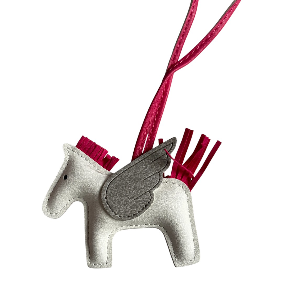 Breloc Lety Pegasus Rodeo Solo, Marshmallow White & Gray– Charm Geantă Model Cal Înaripat